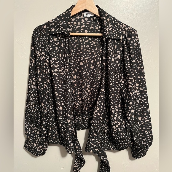 West K Tie Front Black and Cream Blouse Whimsigoth Streetwear Baddie Medium - Picture 2 of 10